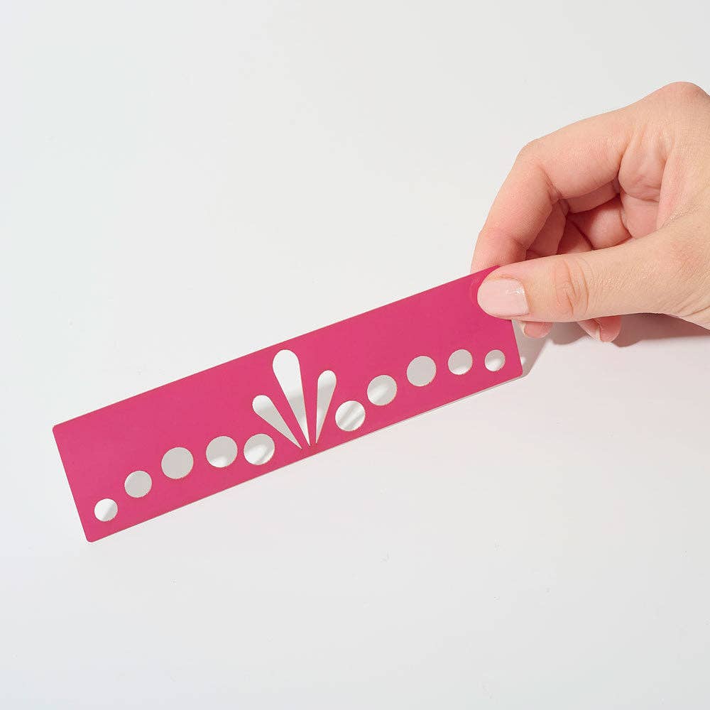 Tiara stencil
