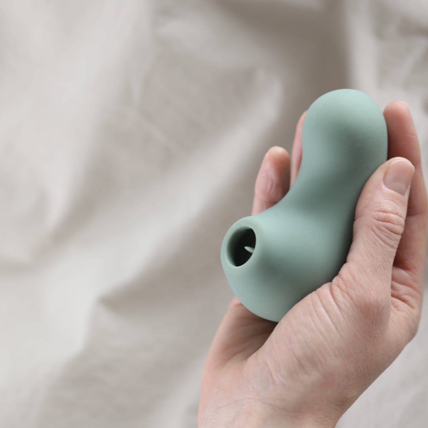 Sam – Suction toy
