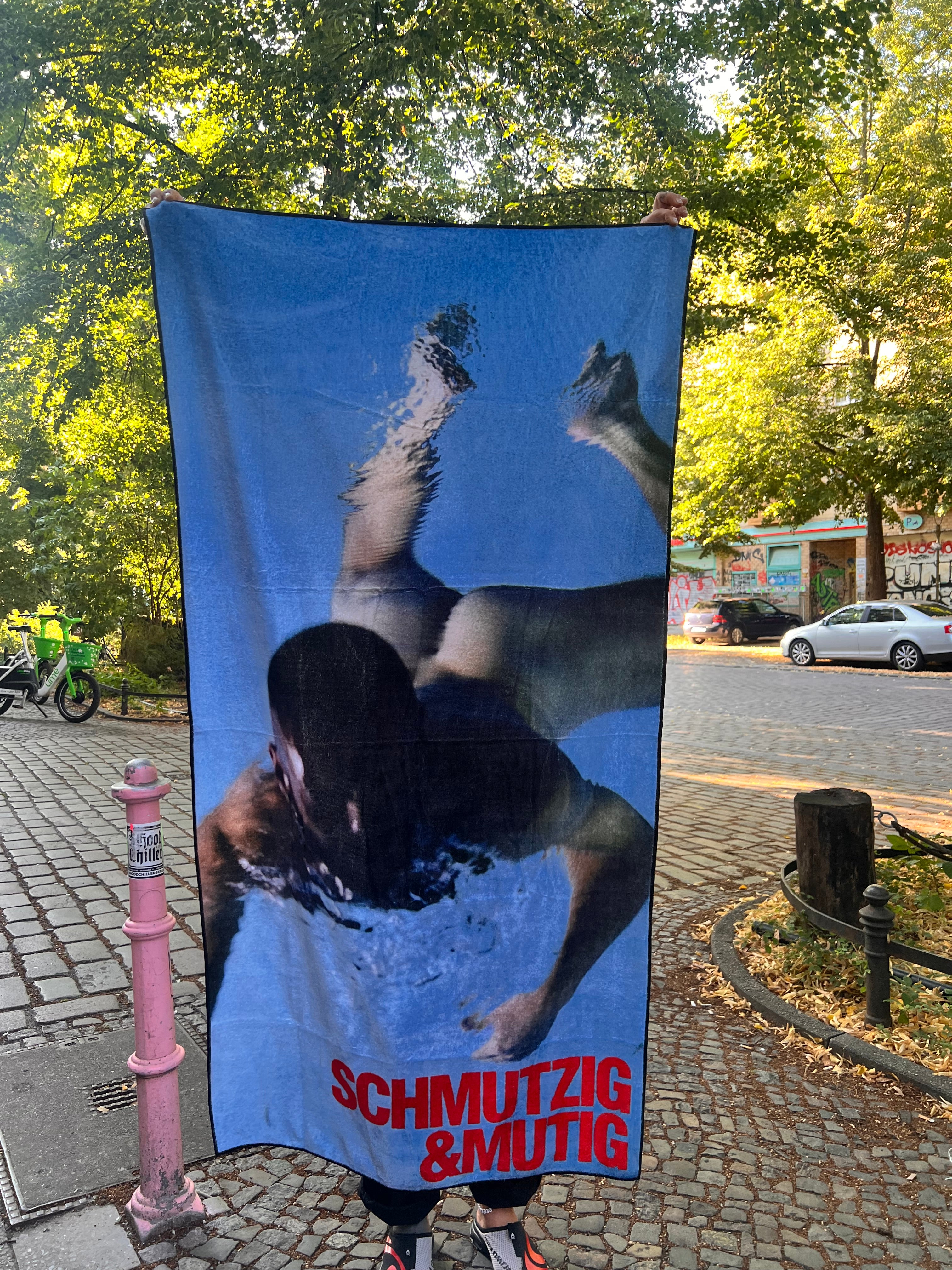 Beach Towel "Victor Luque" by Schmutzig & Mutig x Keller Kreuzberg