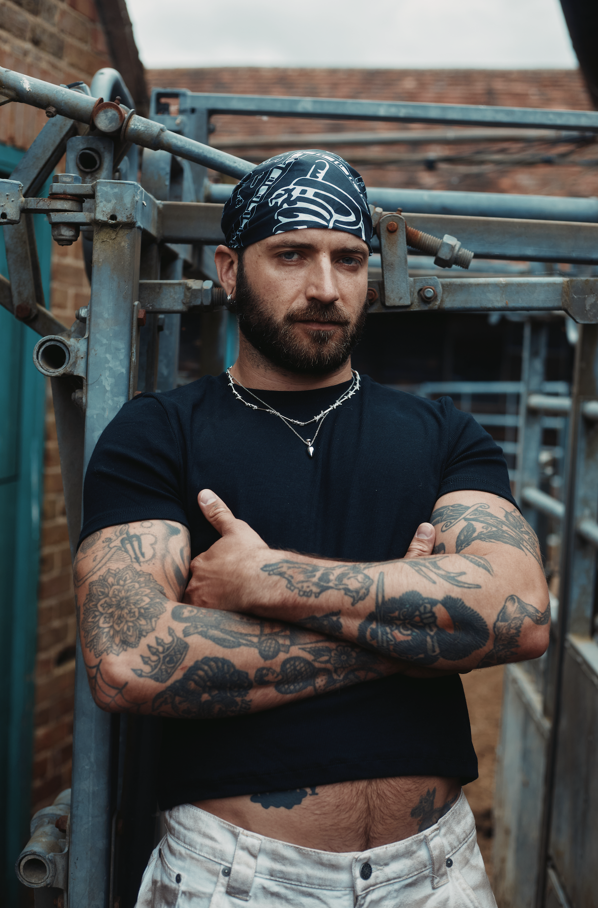 DIAMOND BARBED WIRE CHAIN NECKLACE Silver