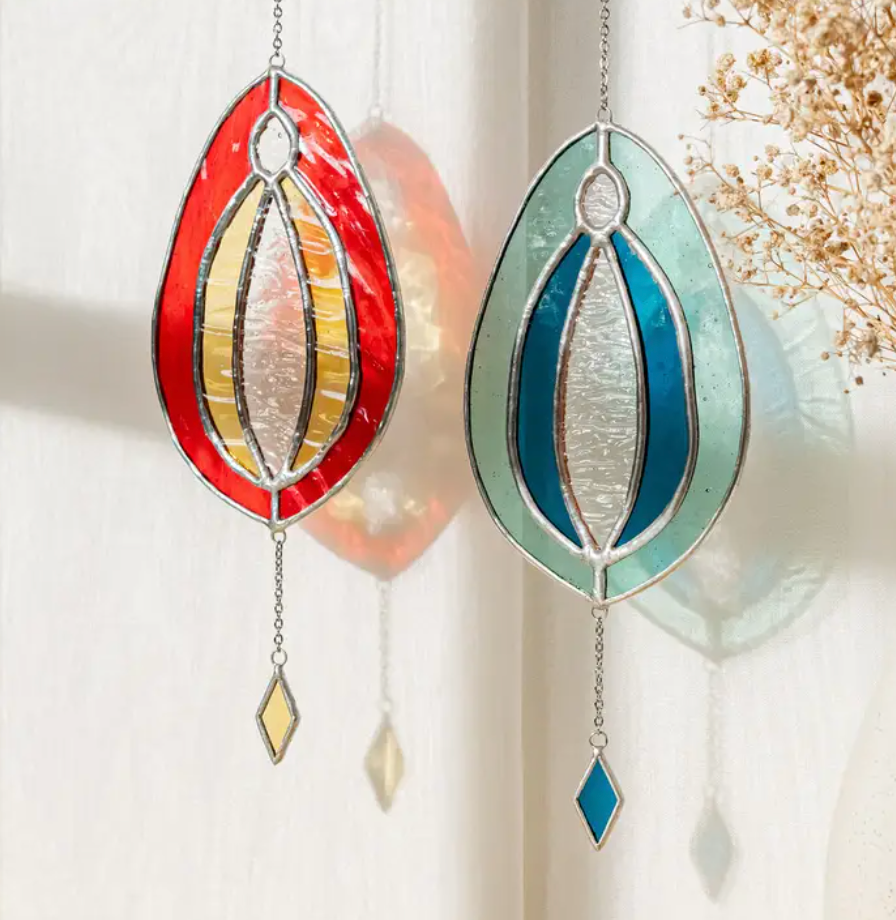 Stained Glass Vulva - Red / Yellow