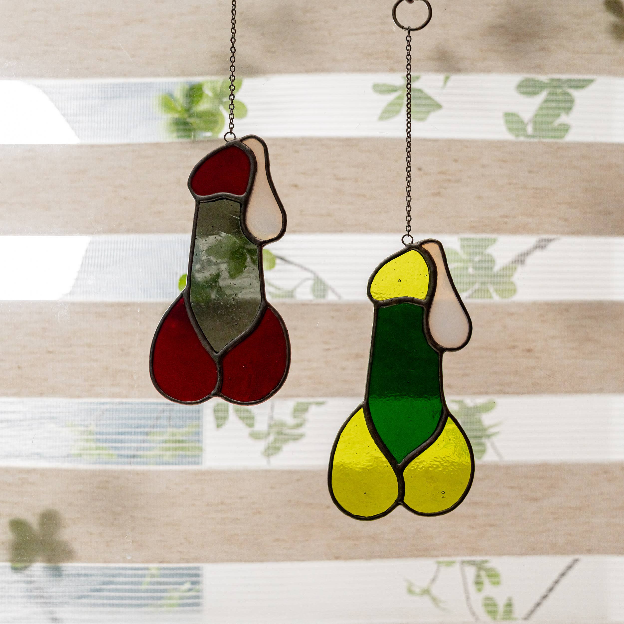 Stained Glass Penis Drip - Red & Black