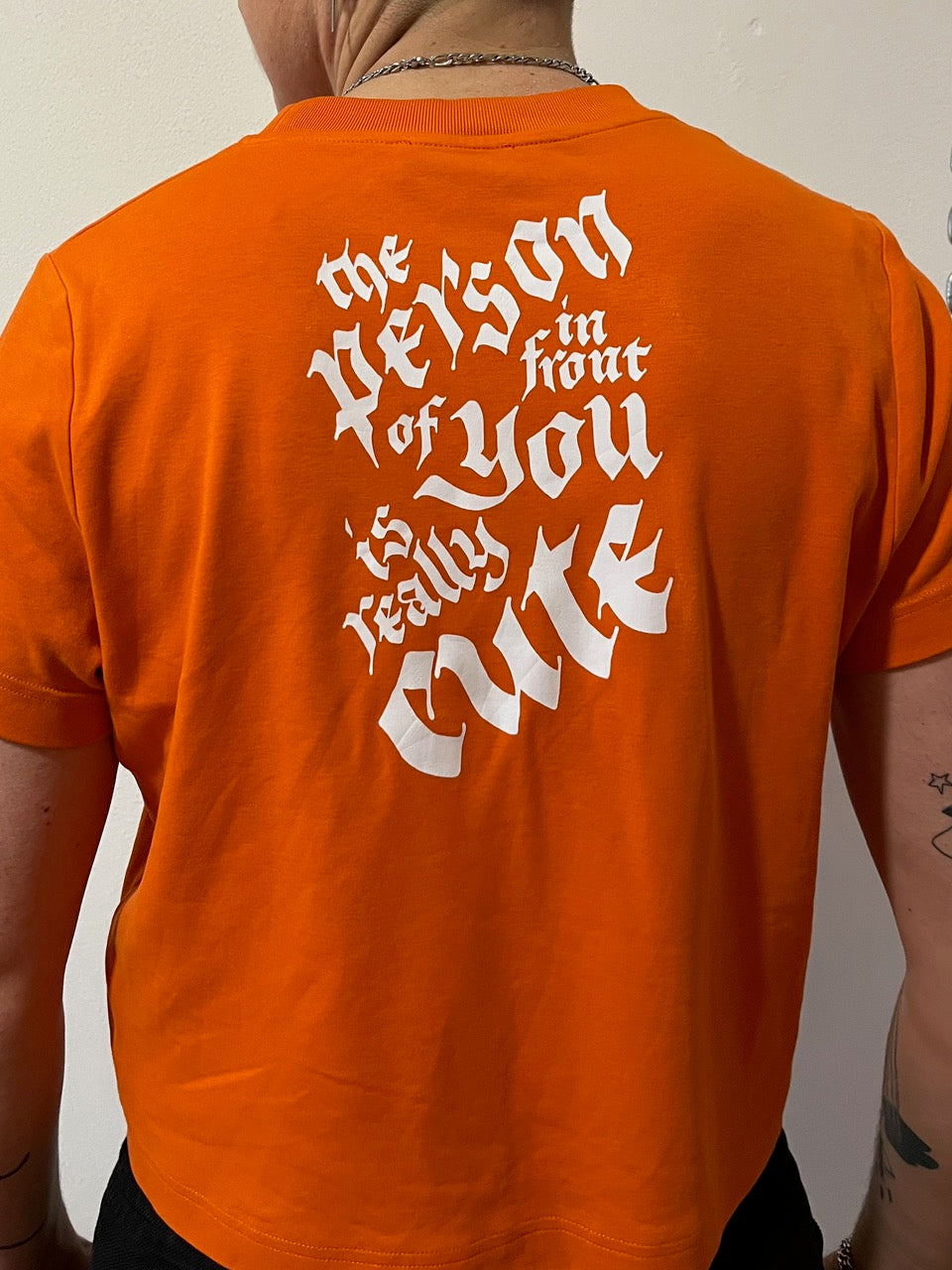 Big Iron-On Transfer "THE PERSON IN FRONT OF YOU IS REALLY CUTE" Black