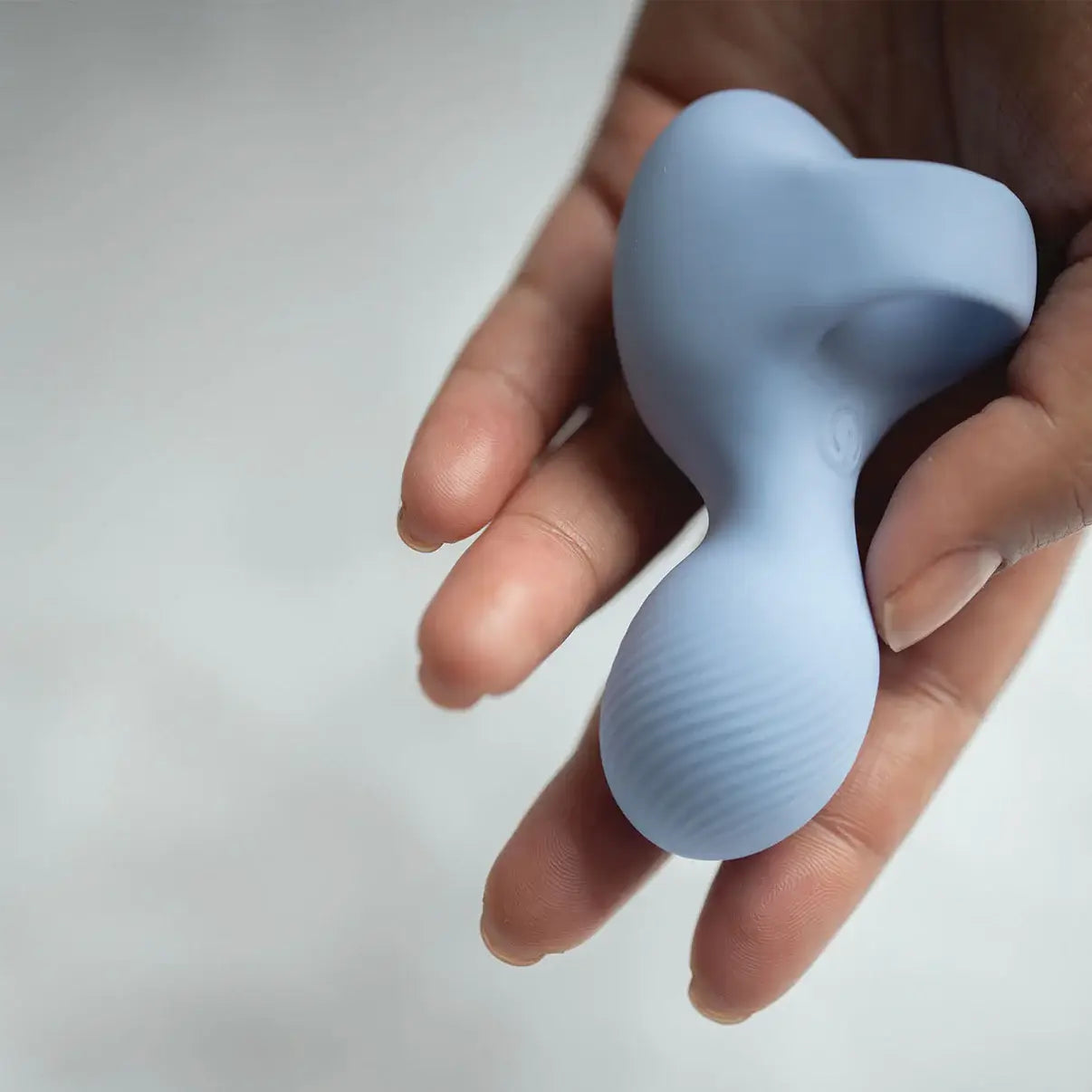 Tickly - Finger vibrator