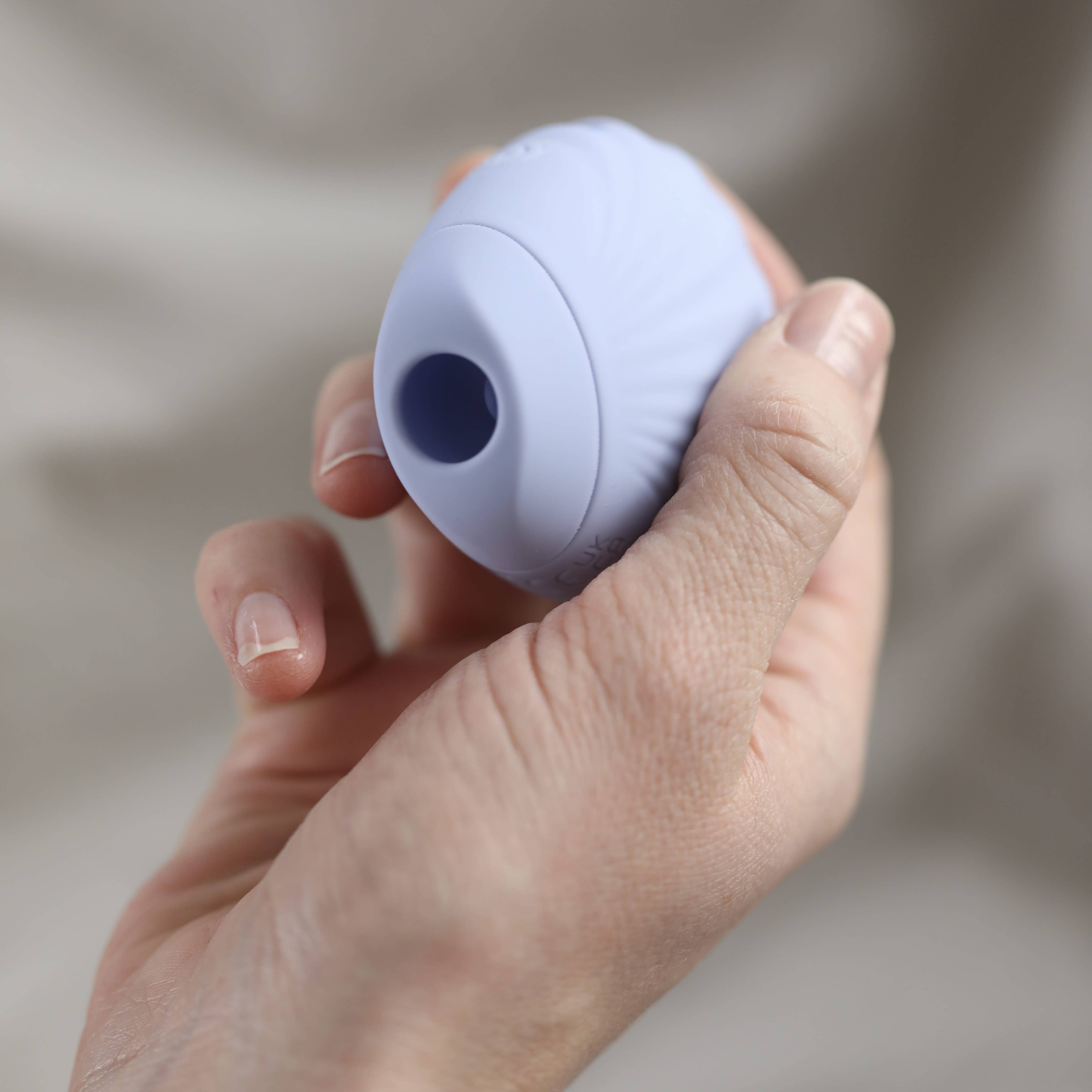 Clamy - Suction toy