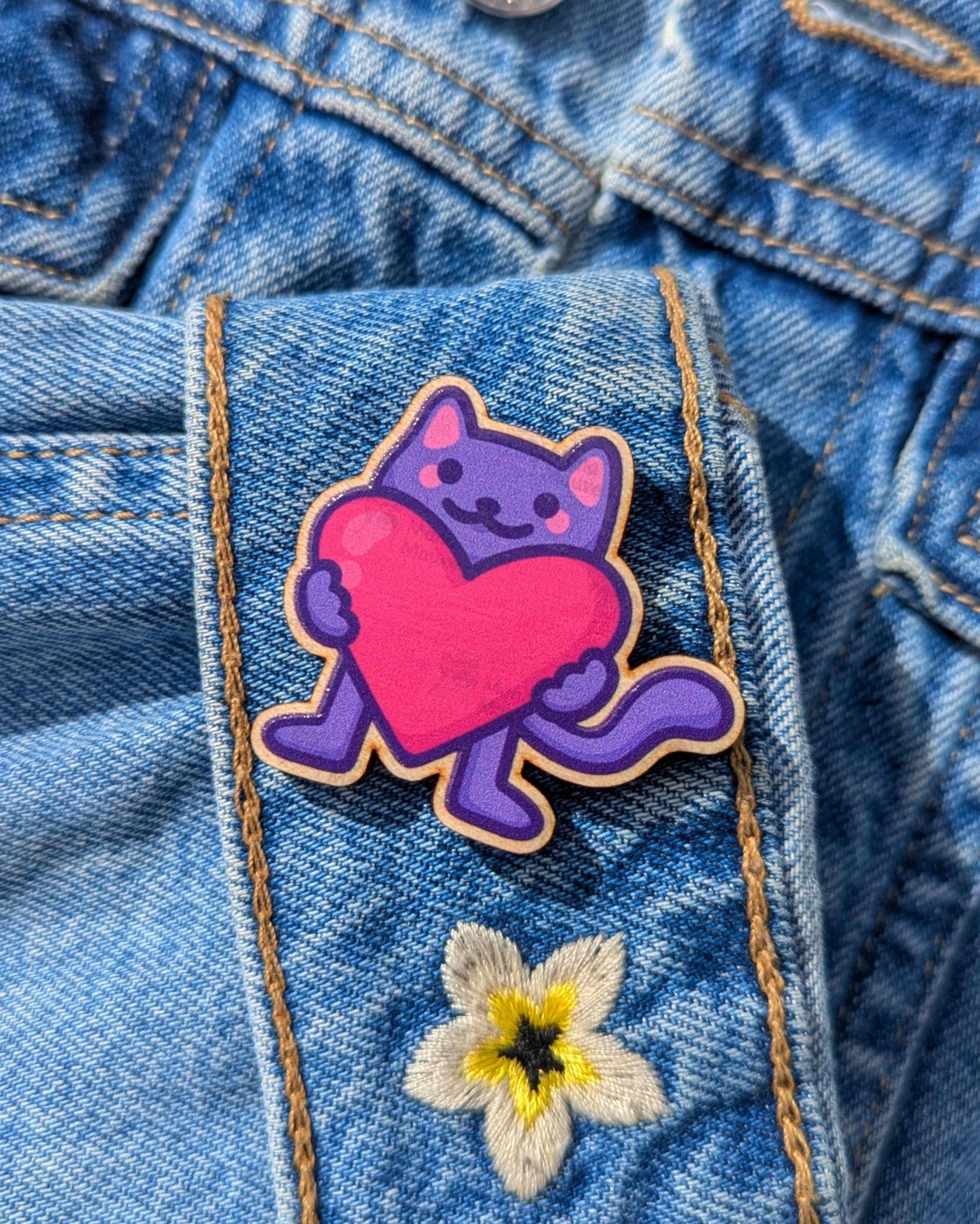 Cute Cat Wooden Pin | 40mm Cat Holding a Heart Badge : No hang tabs needed