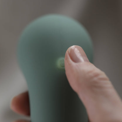 Sam – Suction toy