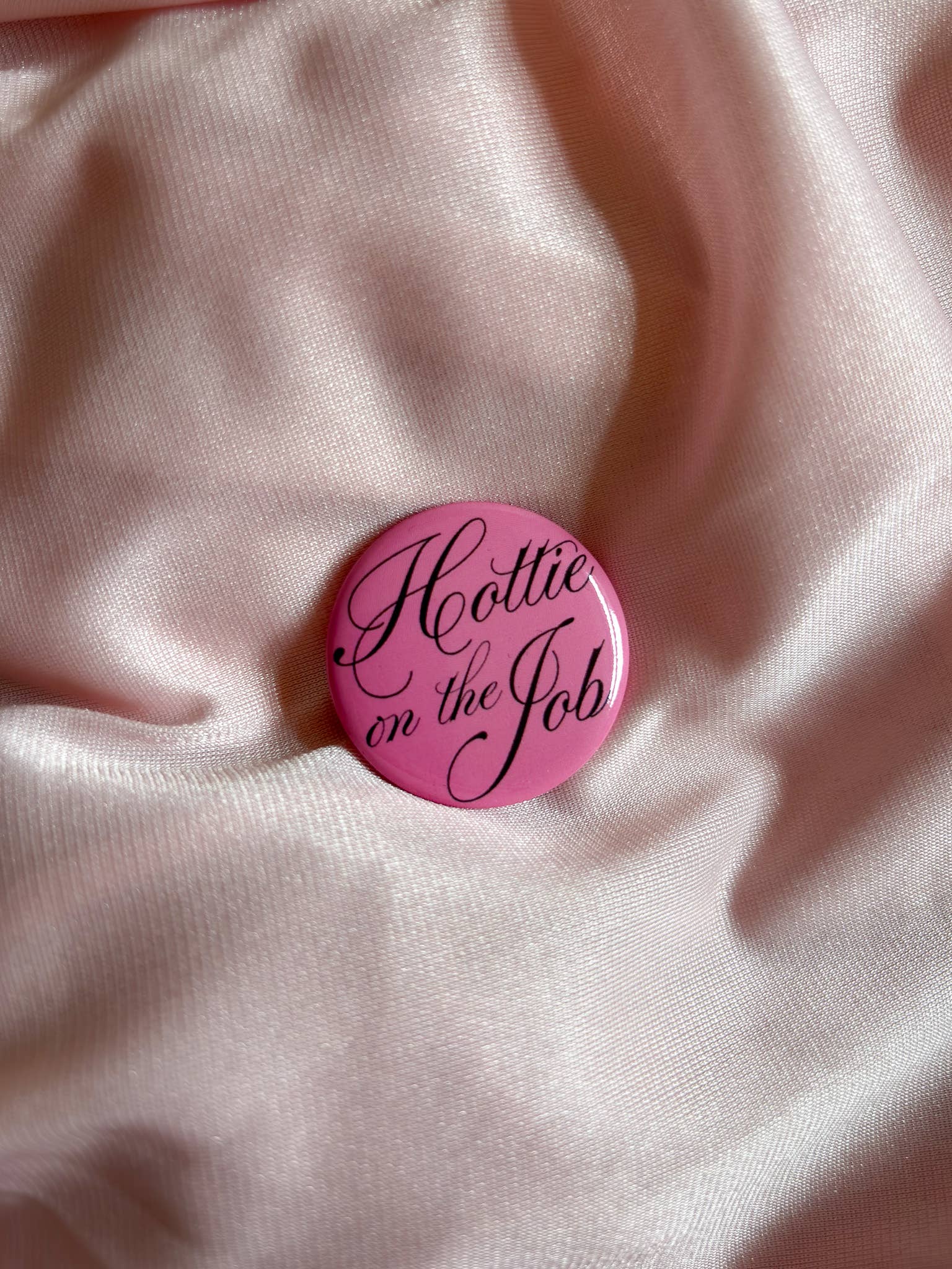 Weird girls are my thing badges: Weird girls are my thing