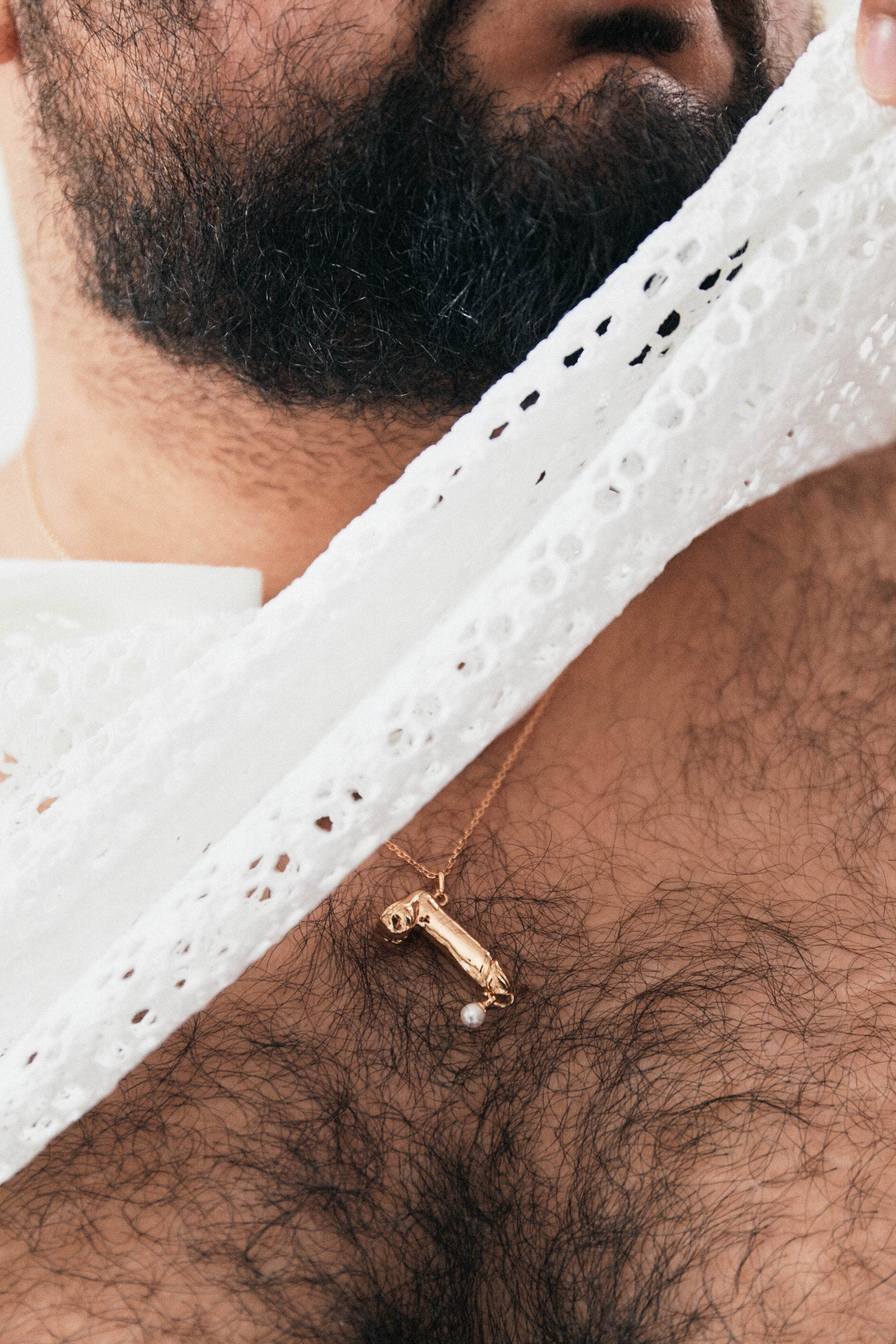 PEARL DRIP DICK GOLD PENDANT NECKLACE