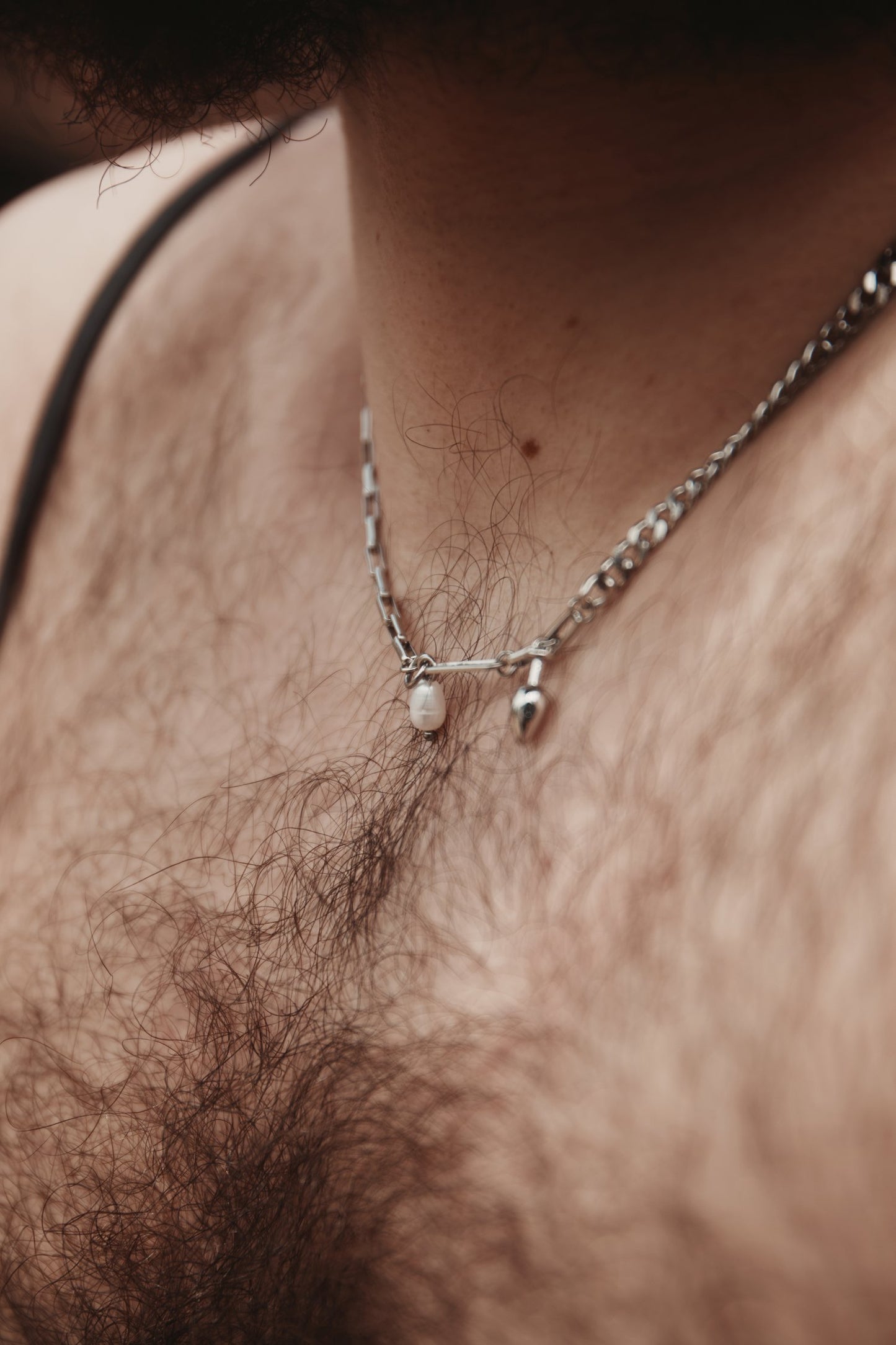 BUTT PLUG AND PEARL MIX CHAIN NECKLACE Silver