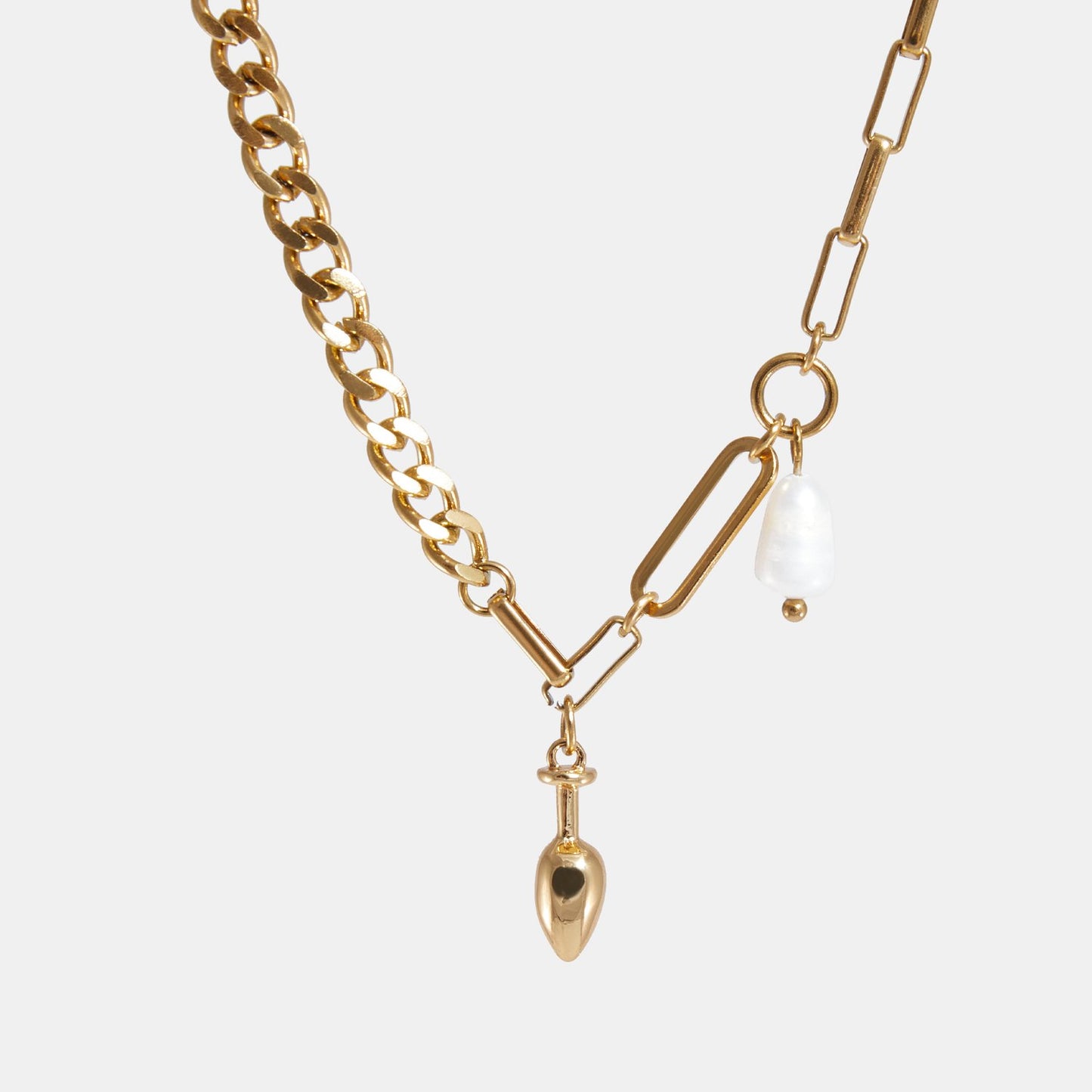 BUTT PLUG AND PEARL MIX CHAIN NECKLACE Gold