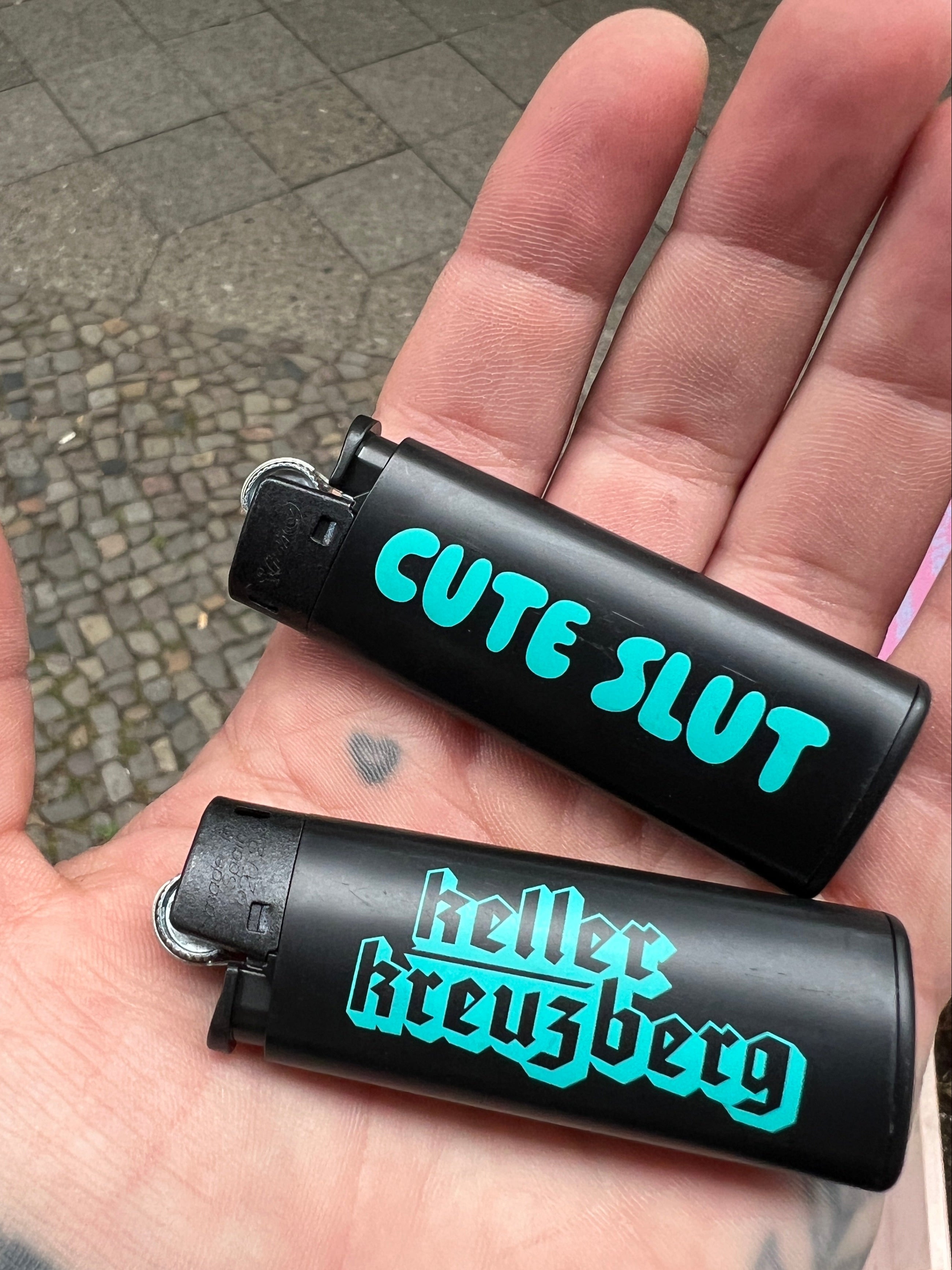 Keller Kreuzberg Lighter "Cute Slut" Black/Icy Mint