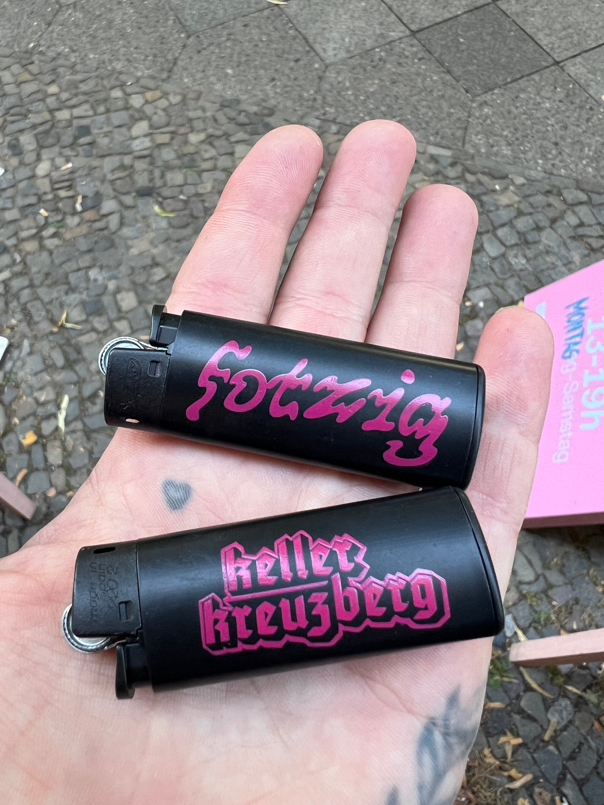 Keller Kreuzberg Lighter "fotzig" Black/Plum