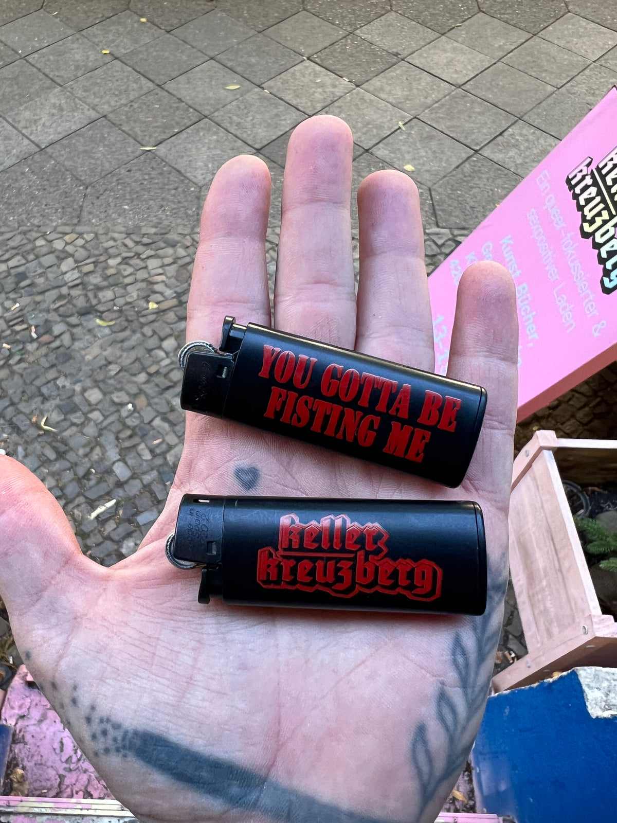 Keller Kreuzberg Lighter "YOU GOTTA BE FISTING ME" Black/Red