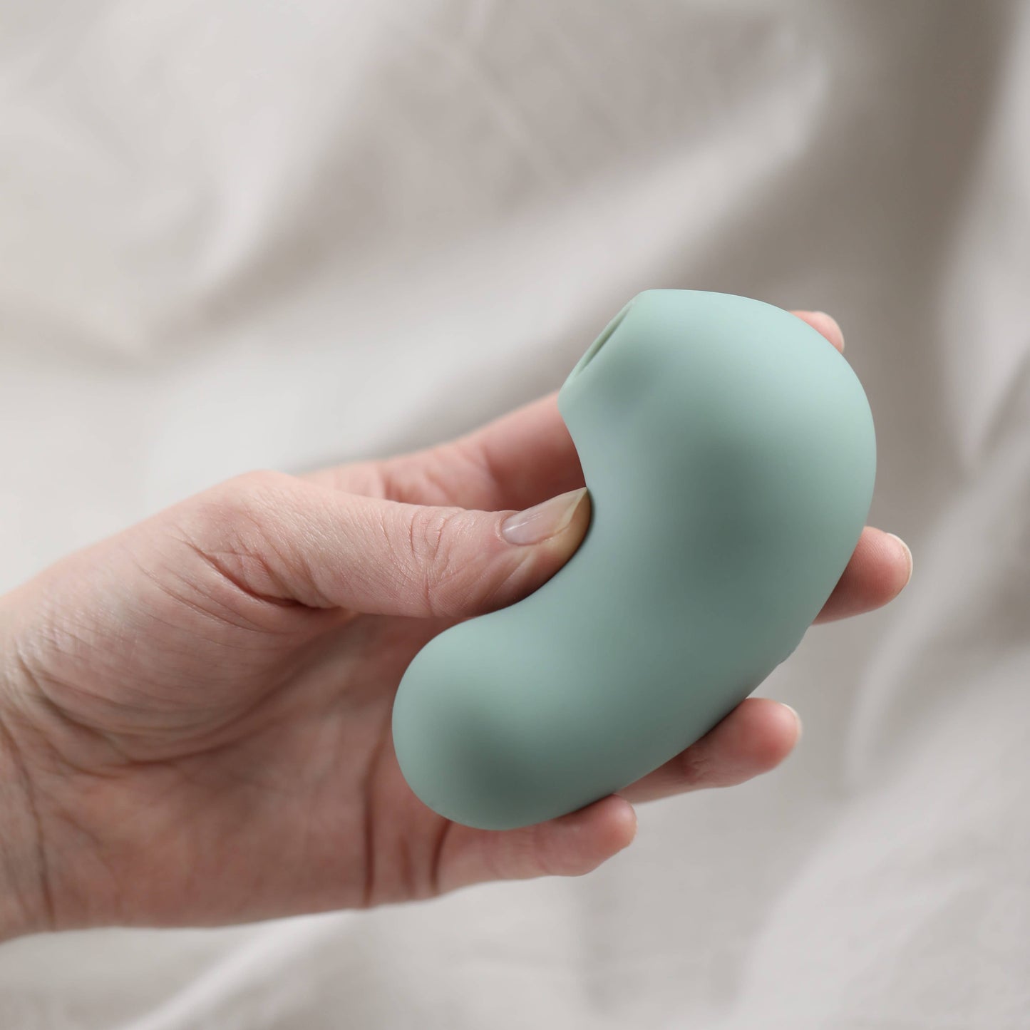 Sam – Suction toy