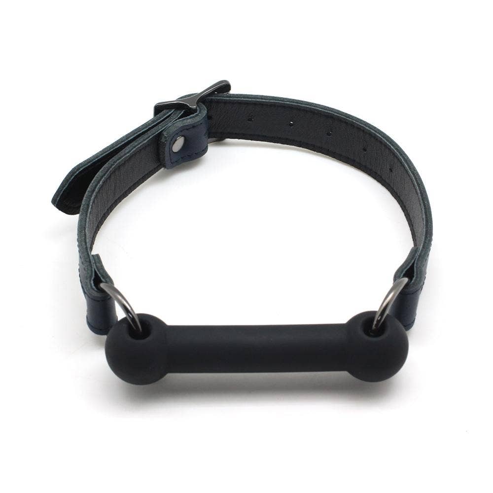 Cow Leather & Silicone Bite Gag: Black with Silver Rings